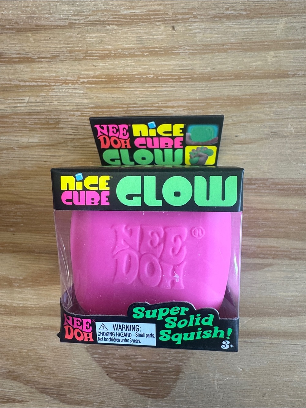 NeeDoh Nice Cube Glow Super Solid Squish - Pink
